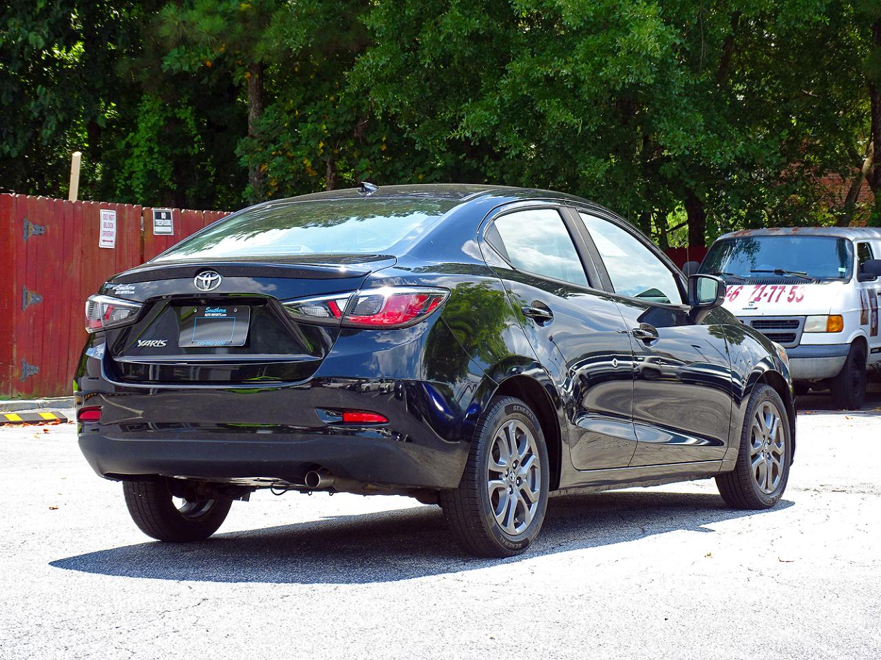 Toyota Yaris Sedan LE Auto (Natl) 2019