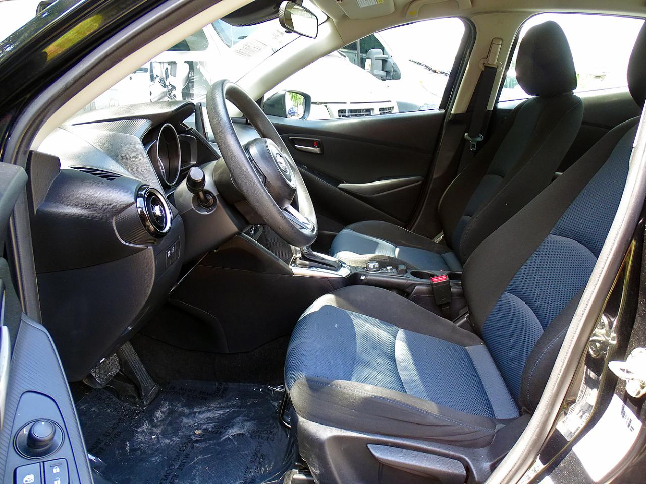 Toyota Yaris Sedan LE Auto (Natl) 2019