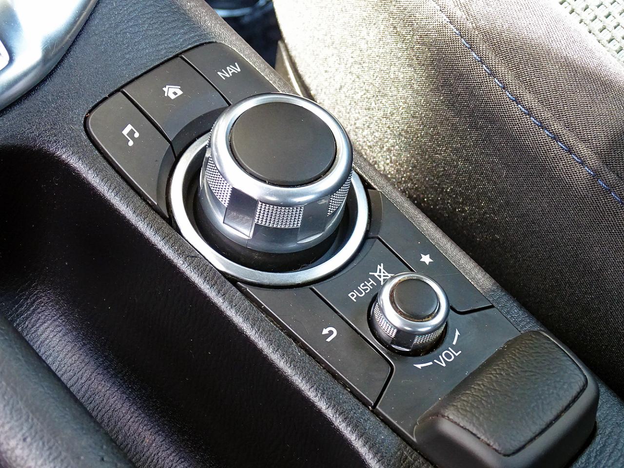 Toyota Yaris Sedan LE Auto (Natl) 2019