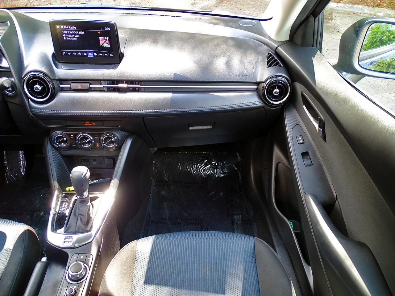 Toyota Yaris Sedan LE Auto (Natl) 2019