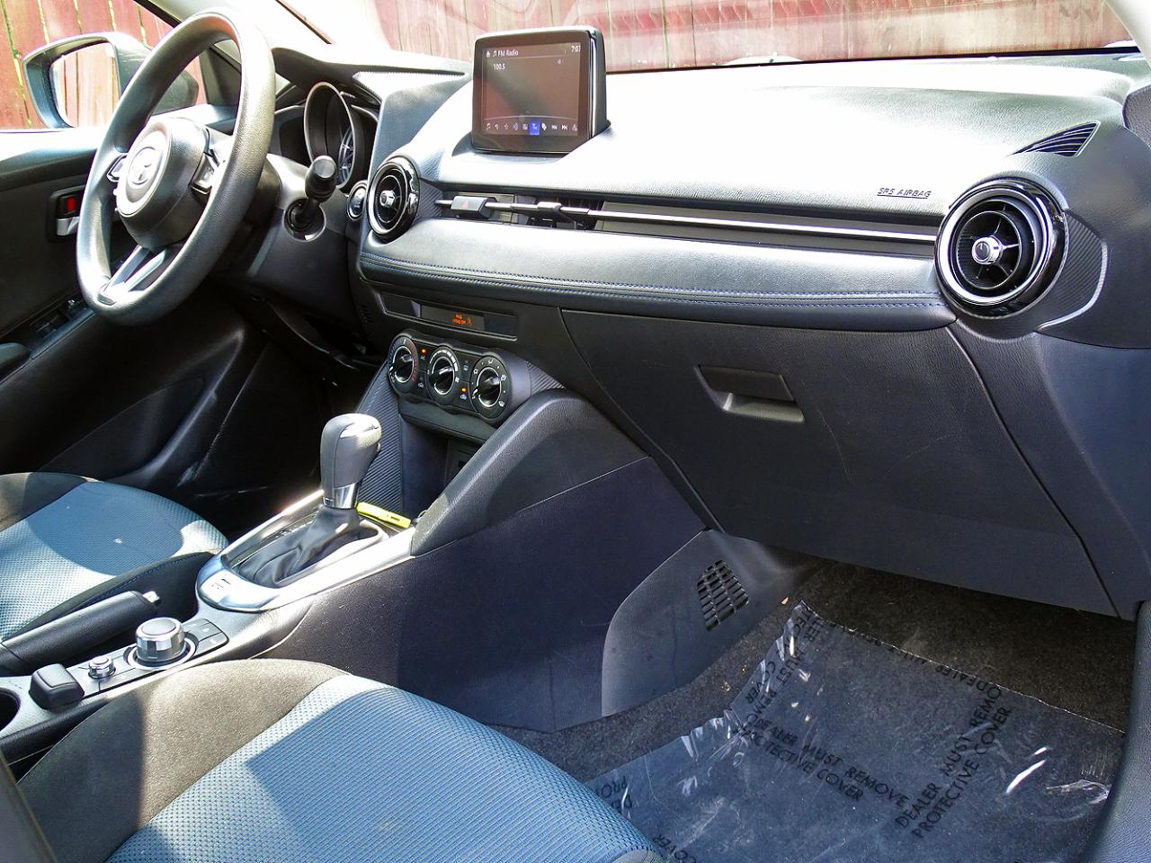 Toyota Yaris Sedan LE Auto (Natl) 2019