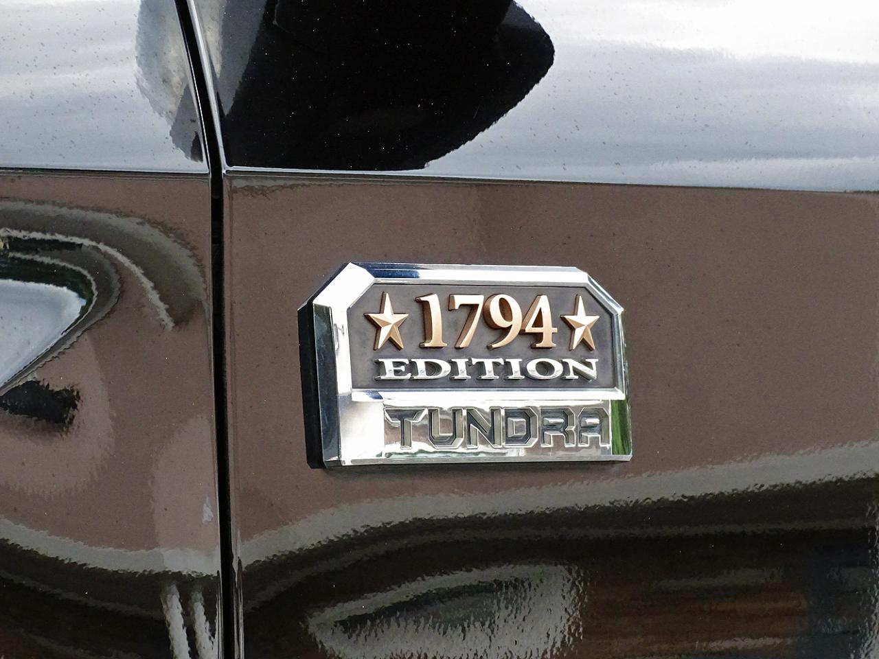Toyota Tundra 4WD 1794 Edition CrewMax 5.5' Bed 5.7L (Natl) 2021