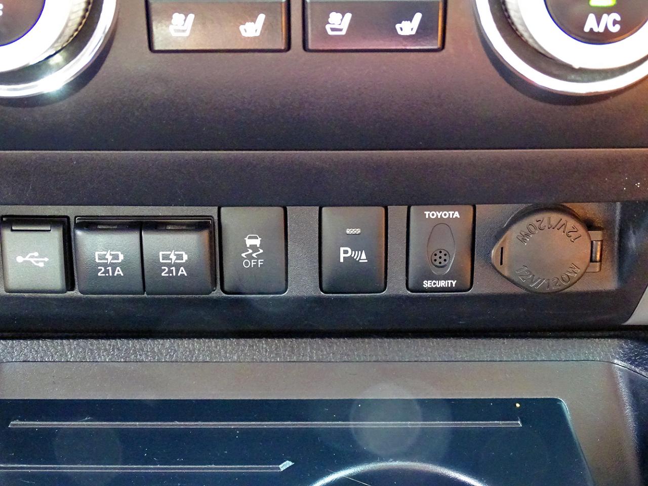 Toyota Tundra 4WD 1794 Edition CrewMax 5.5' Bed 5.7L (Natl) 2021