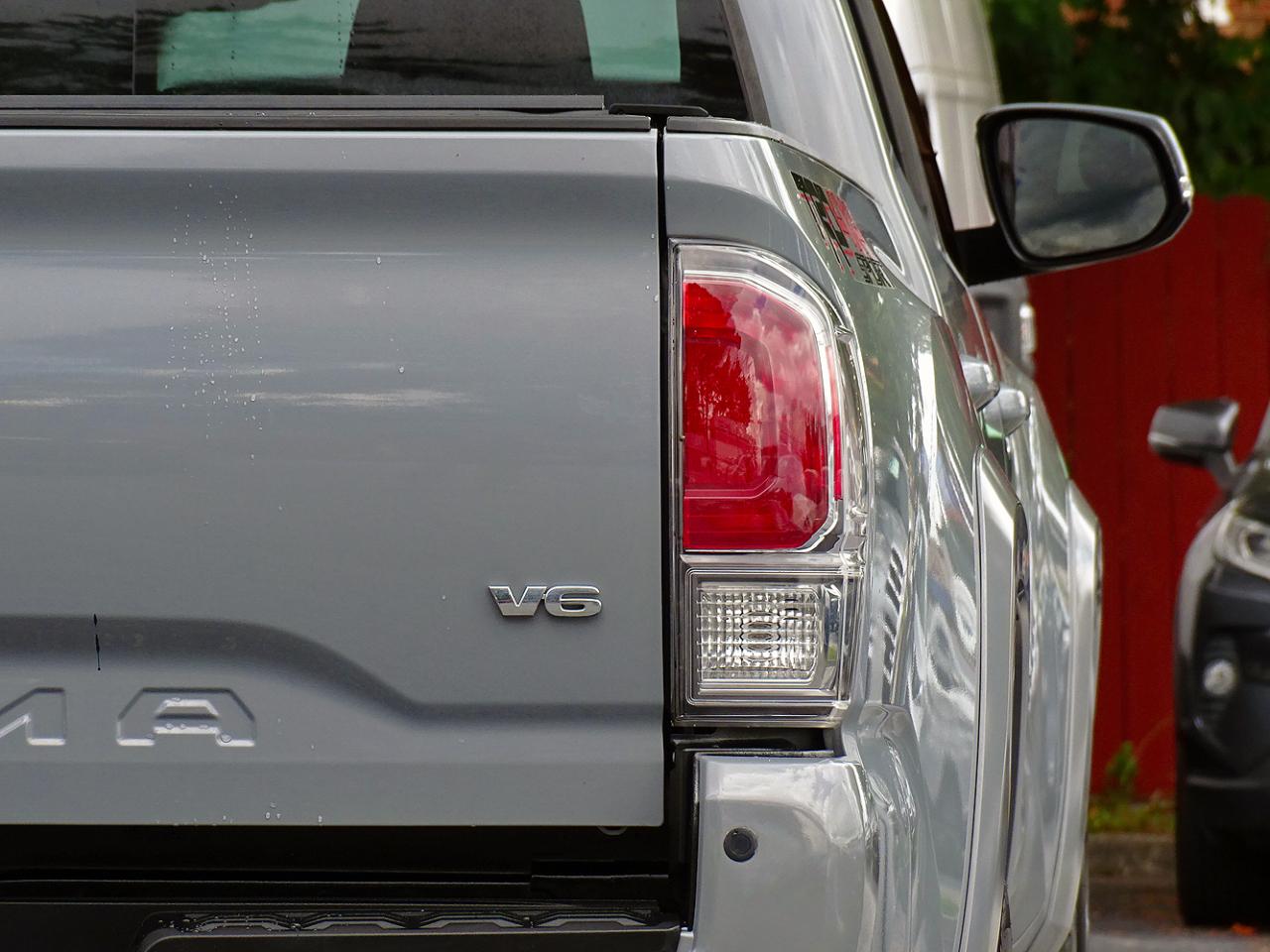 Toyota Tacoma 4WD TRD Sport Double Cab 5' Bed AT (Natl) 2020