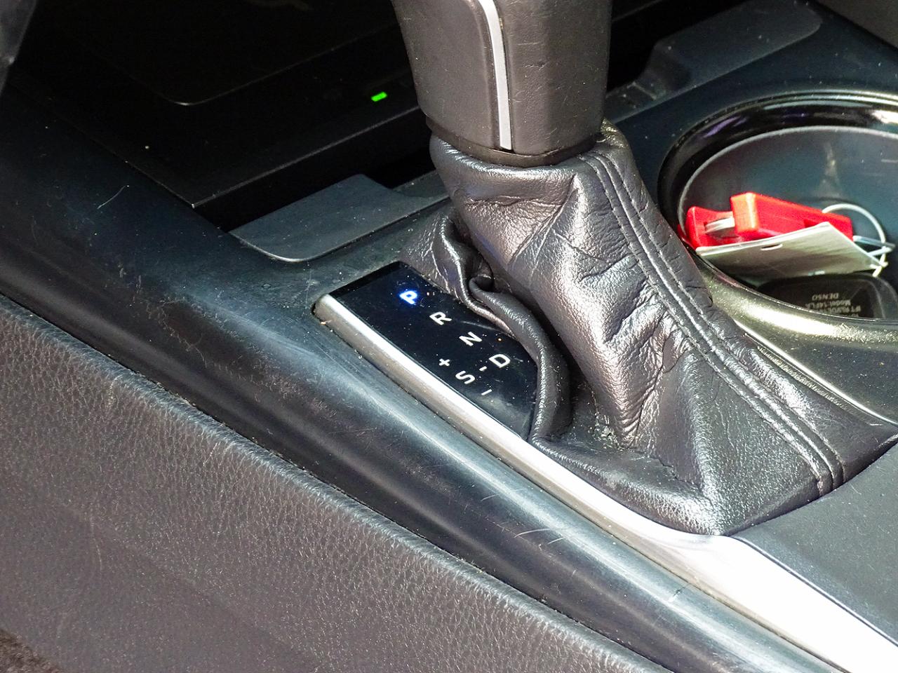 Toyota Camry SE 2019