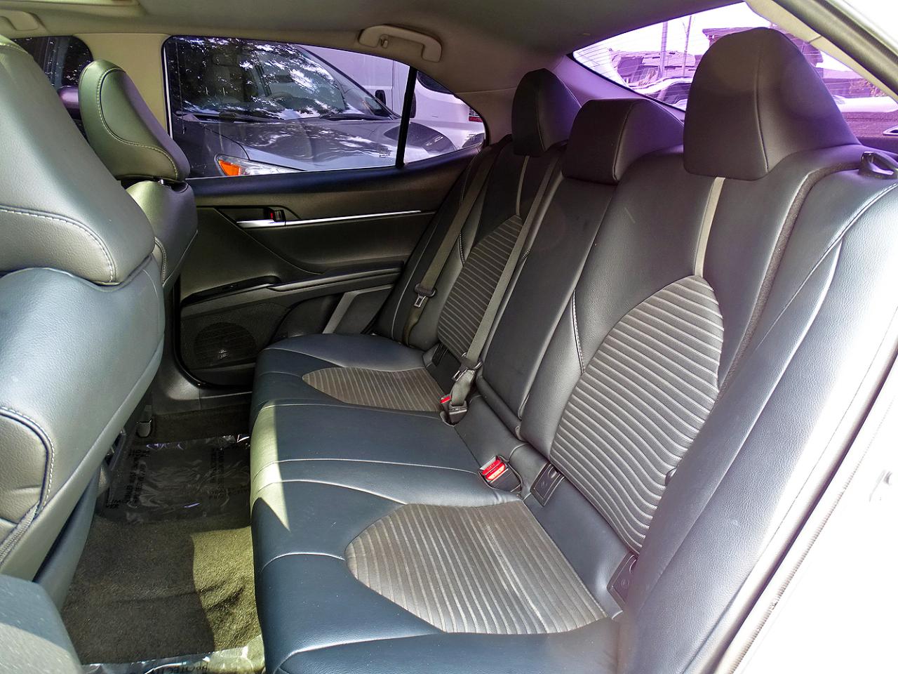 Toyota Camry SE 2019