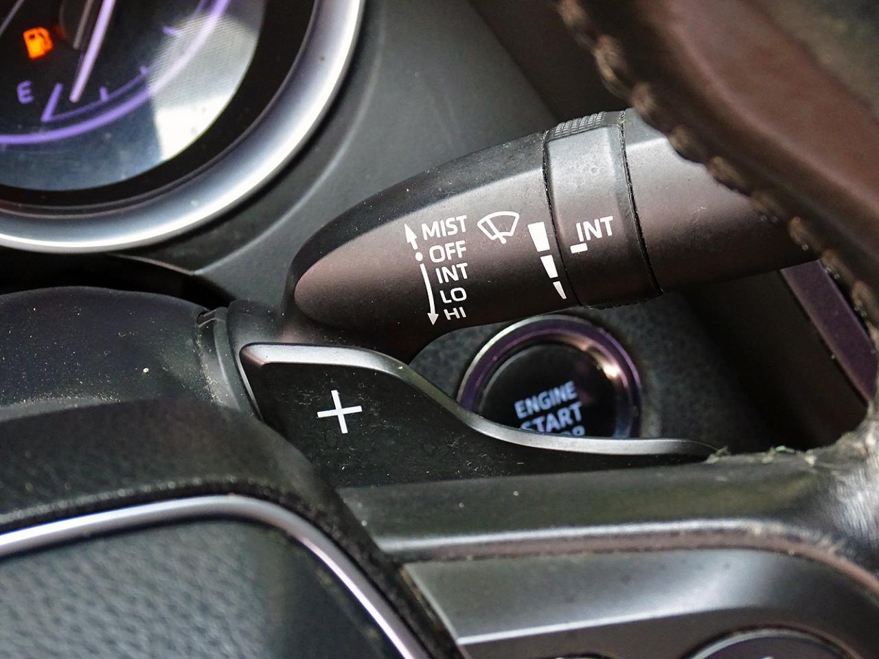 Toyota Camry SE 2019