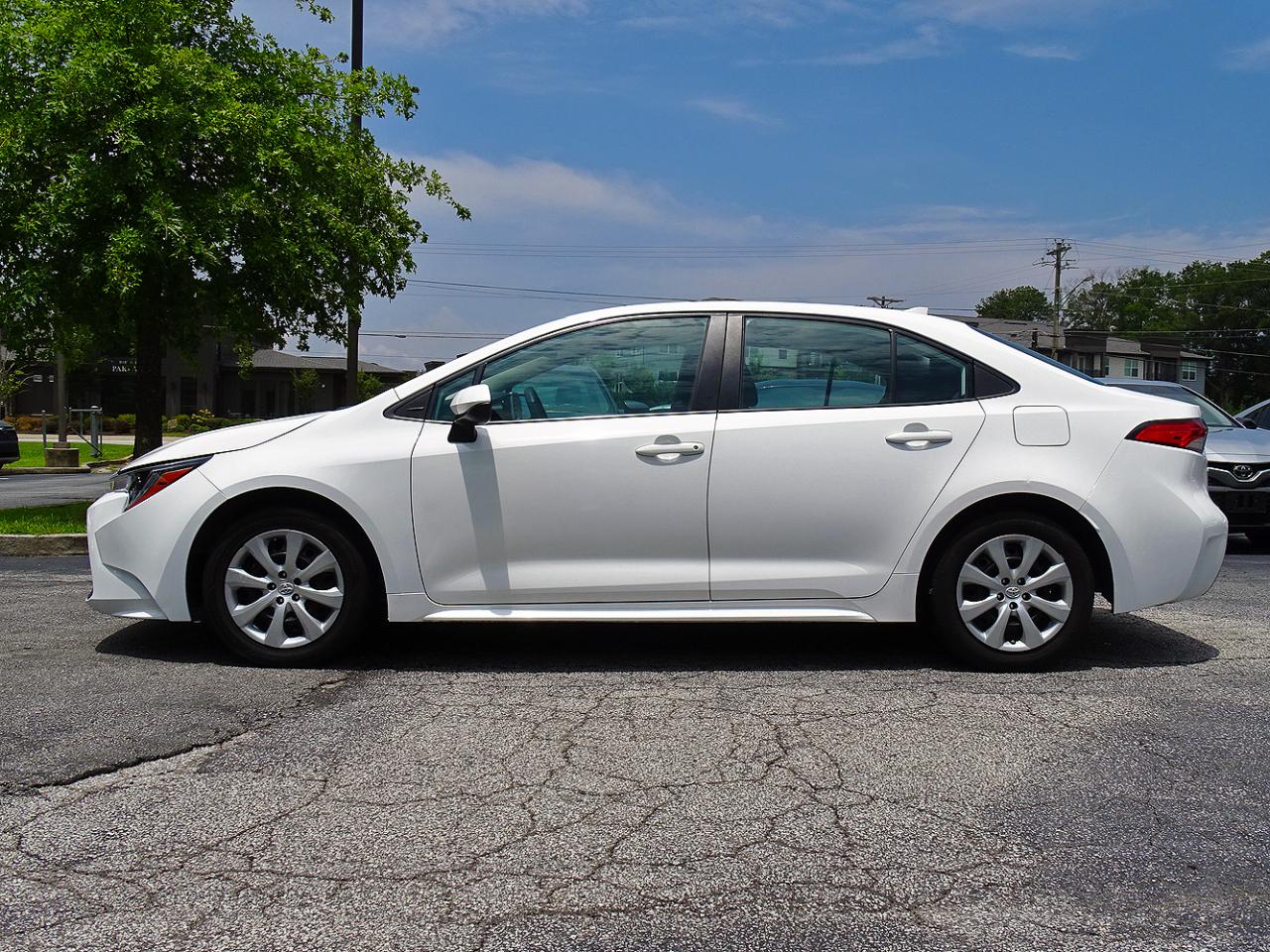 Toyota Corolla LE CVT (Natl) 2021