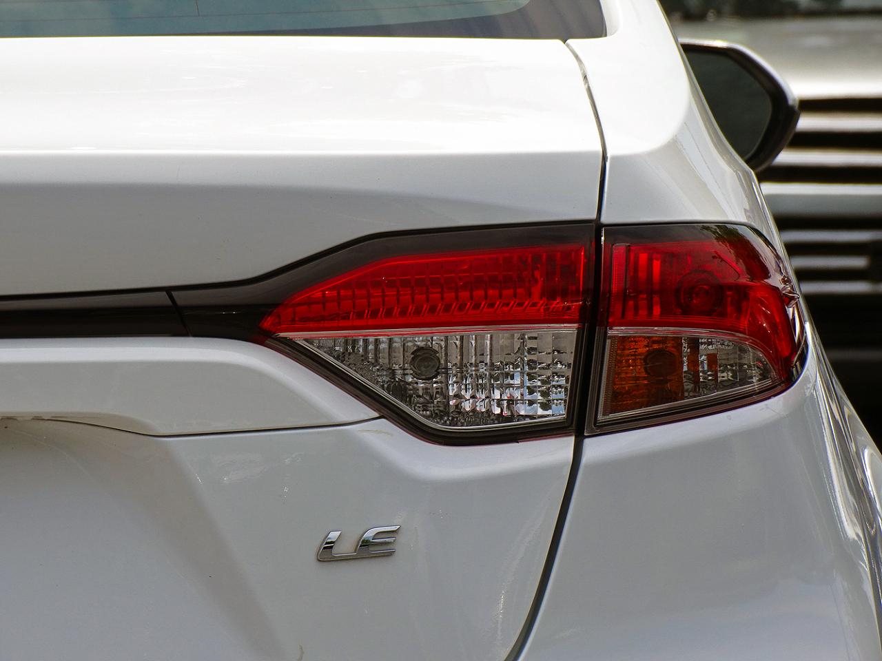 Toyota Corolla LE CVT (Natl) 2021