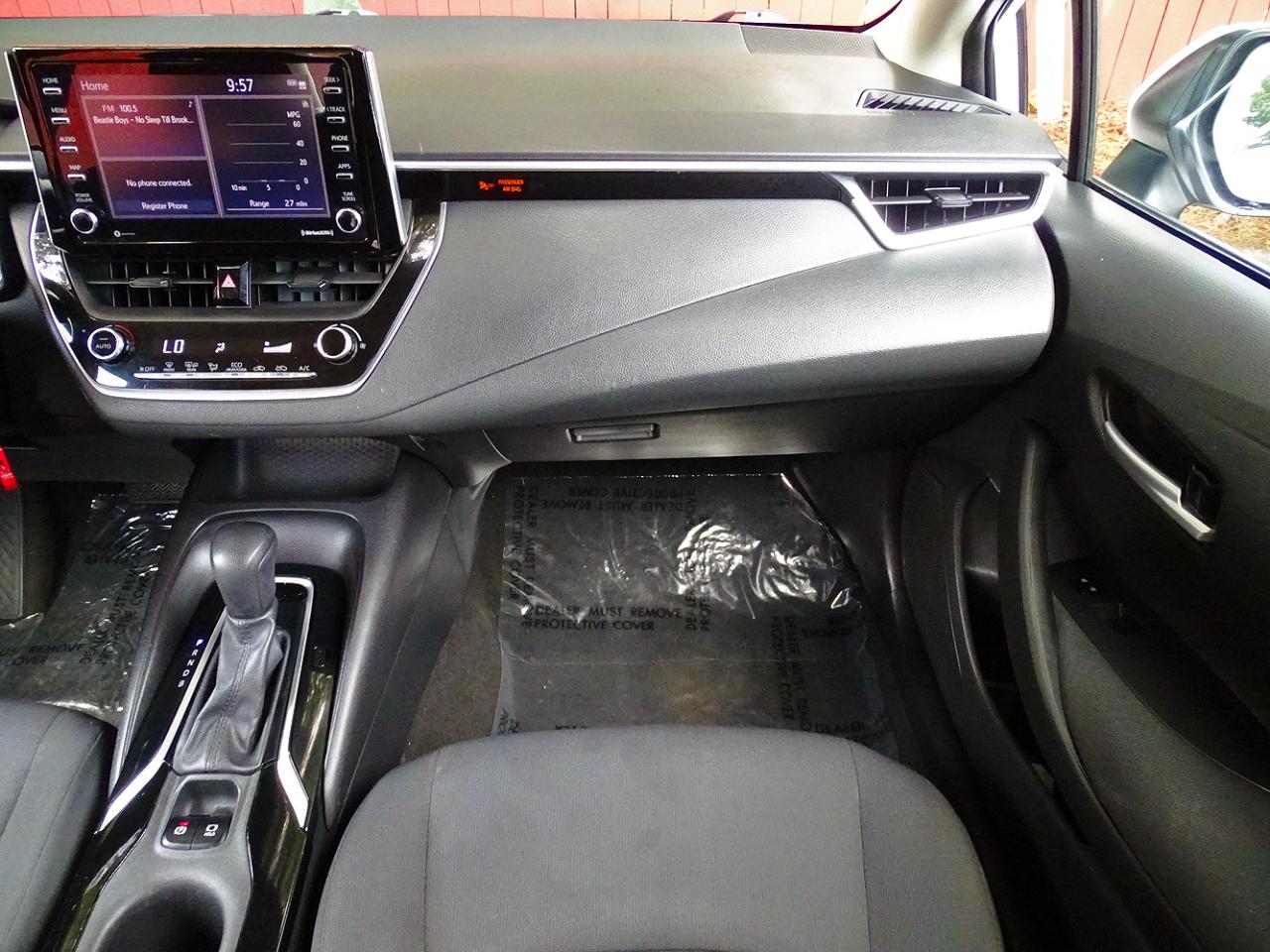 Toyota Corolla LE CVT (Natl) 2021