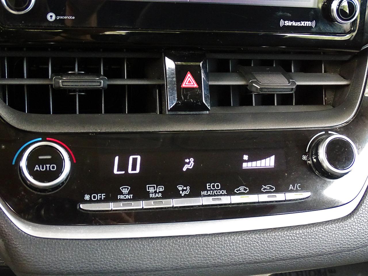 Toyota Corolla LE CVT (Natl) 2021