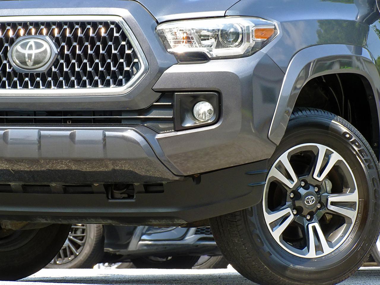 Toyota Tacoma 4WD TRD Sport Double Cab 6' Bed V6 AT (Natl) 2019