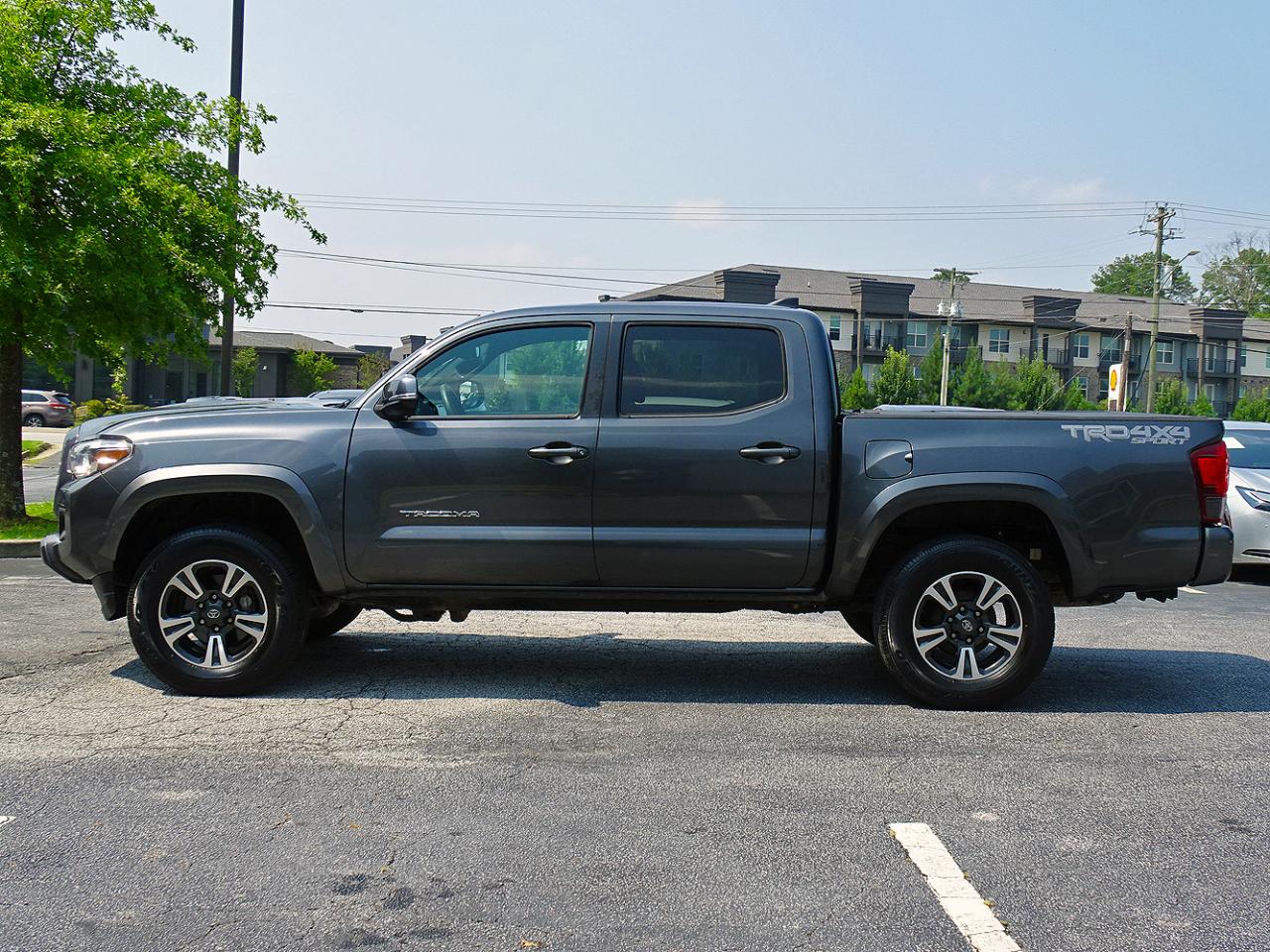 Toyota Tacoma 4WD TRD Sport Double Cab 6' Bed V6 AT (Natl) 2019
