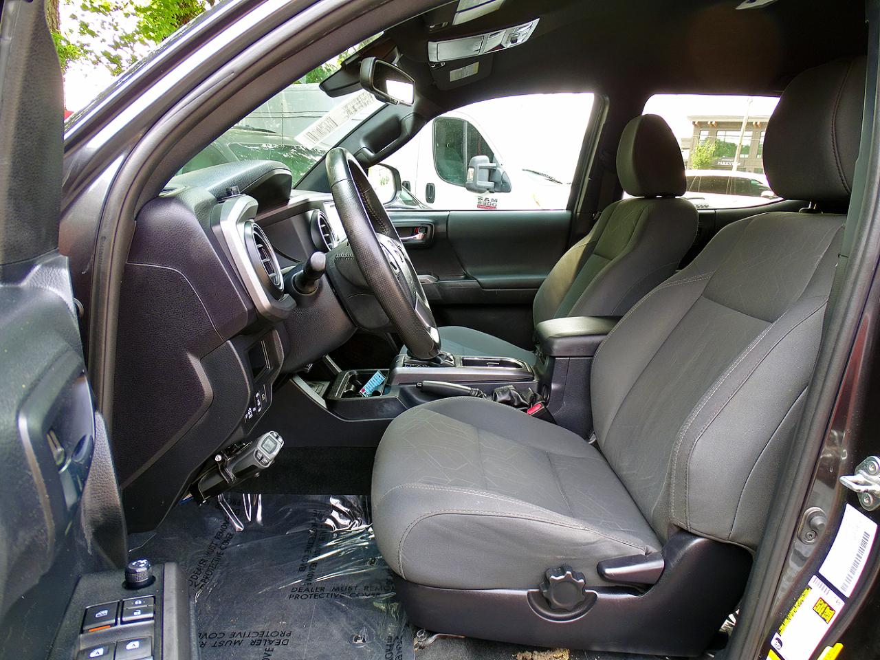 Toyota Tacoma 4WD TRD Sport Double Cab 6' Bed V6 AT (Natl) 2019