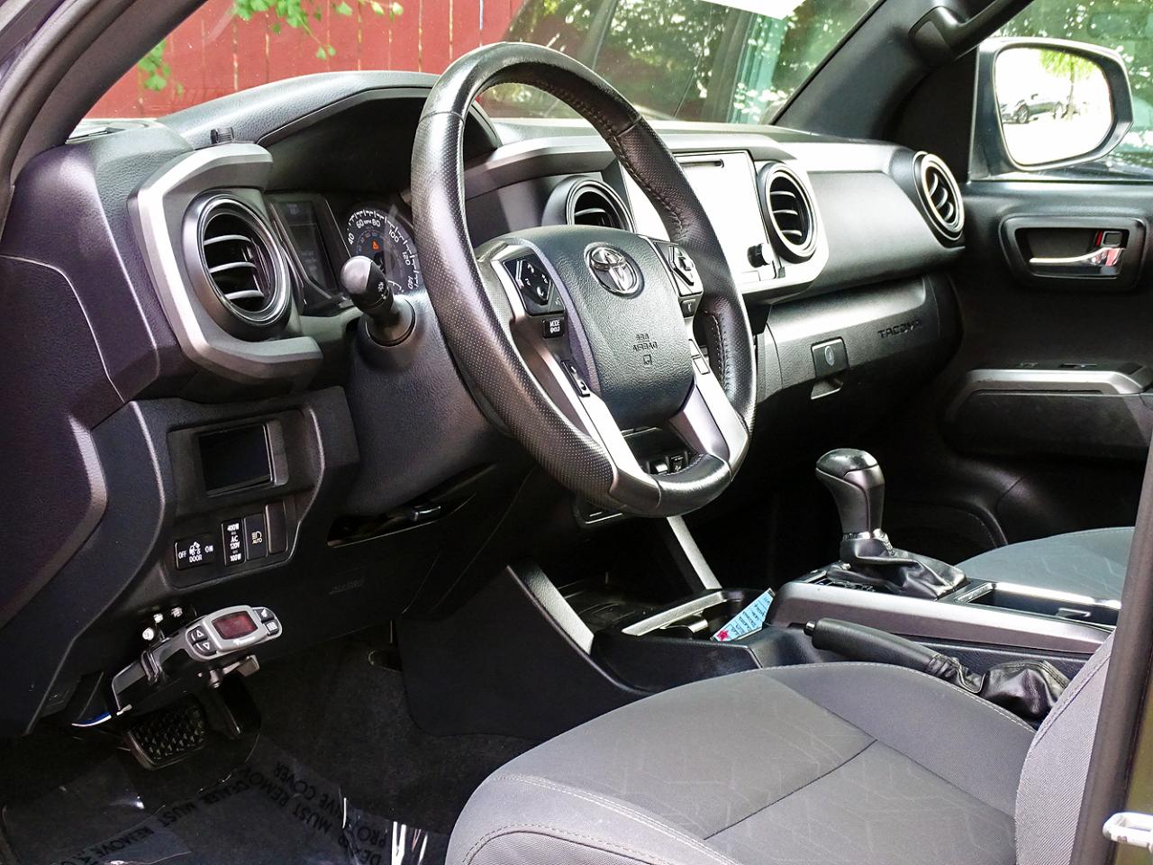 Toyota Tacoma 4WD TRD Sport Double Cab 6' Bed V6 AT (Natl) 2019