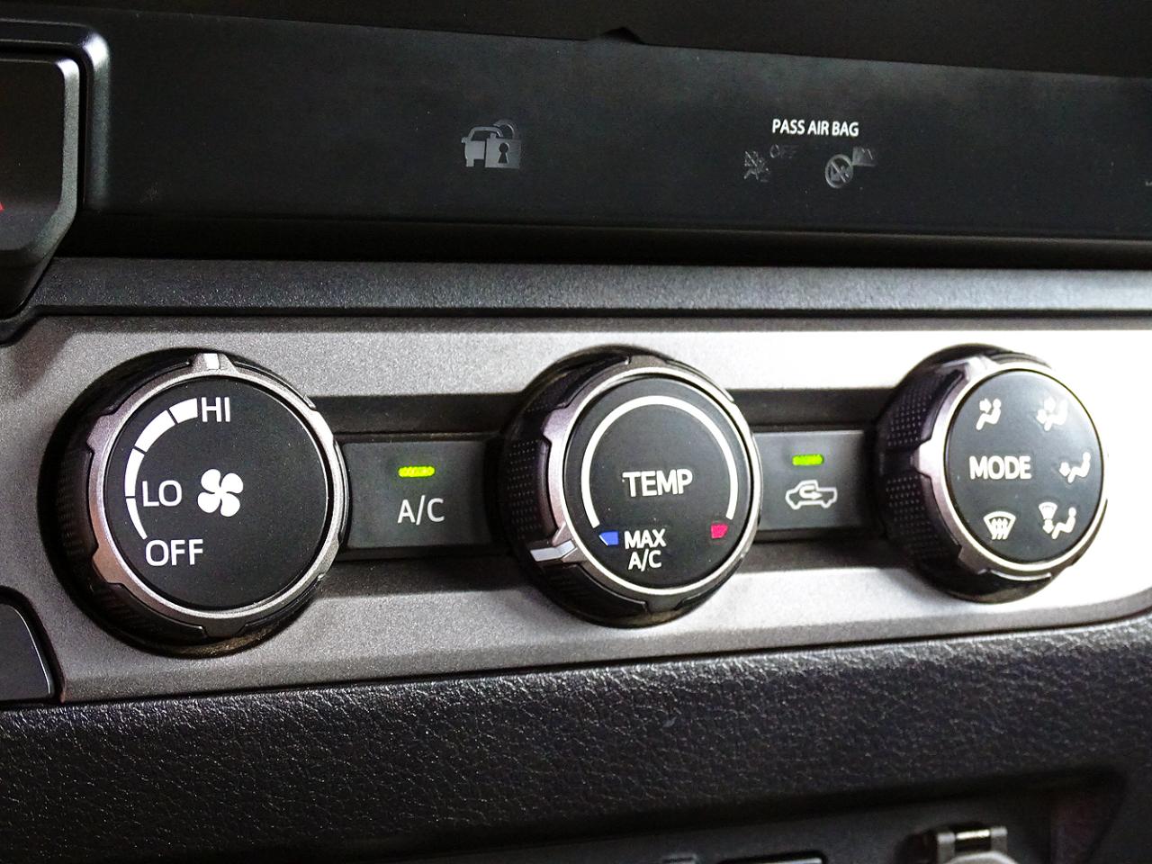 Toyota Tacoma 4WD TRD Sport Double Cab 6' Bed V6 AT (Natl) 2019