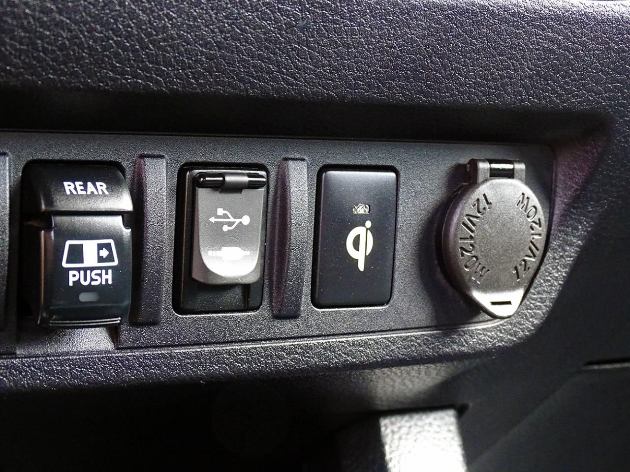 Toyota Tacoma 4WD TRD Sport Double Cab 6' Bed V6 AT (Natl) 2019