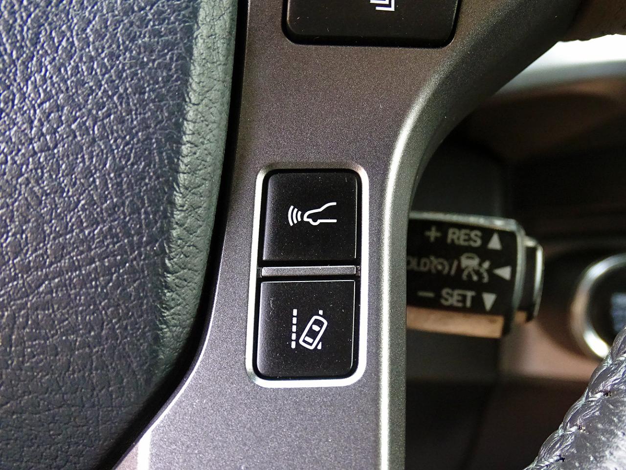 Toyota Tacoma 4WD TRD Sport Double Cab 6' Bed V6 AT (Natl) 2019