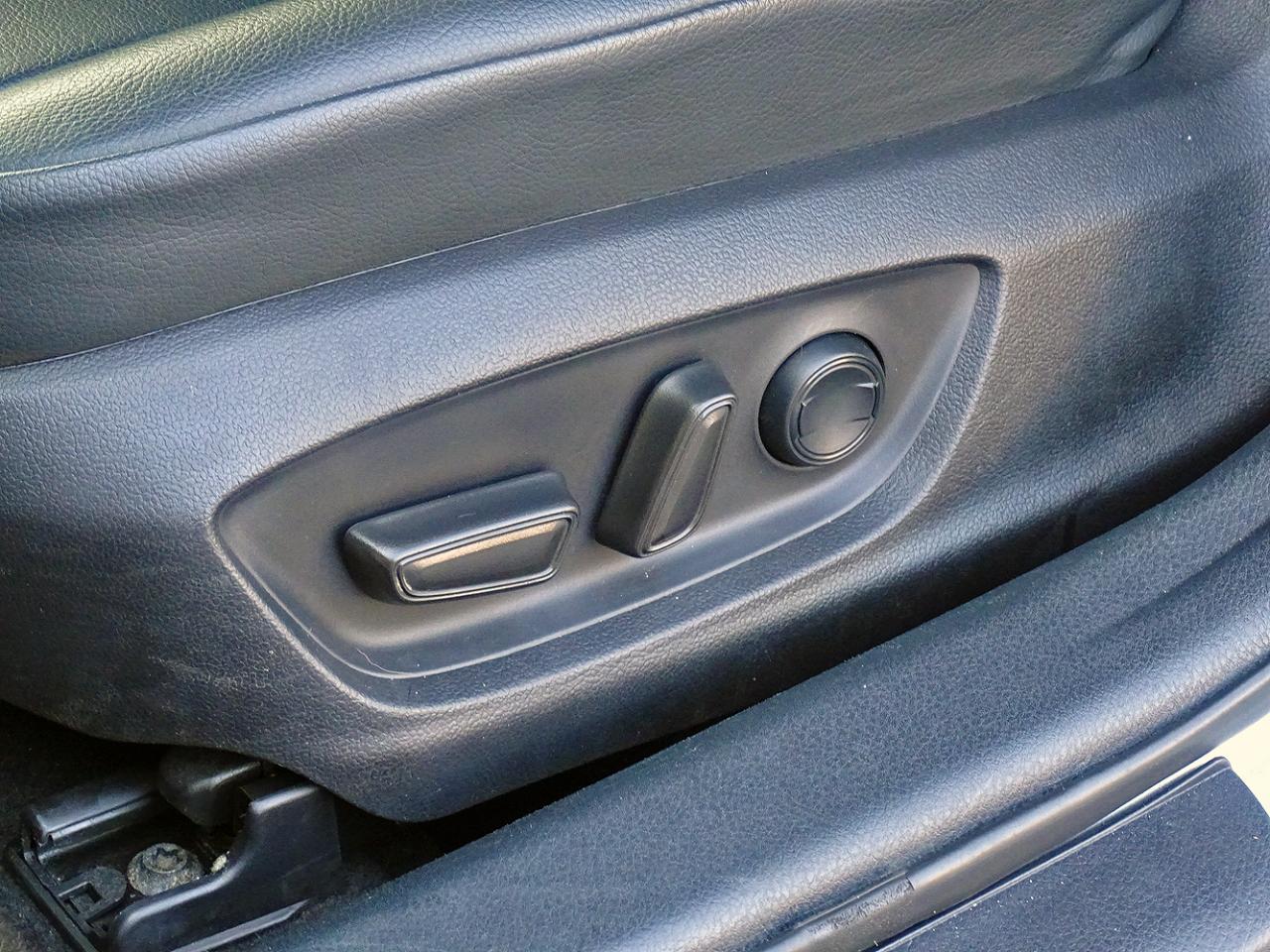 Toyota Camry SE Nightshade 4D Sedan 2020