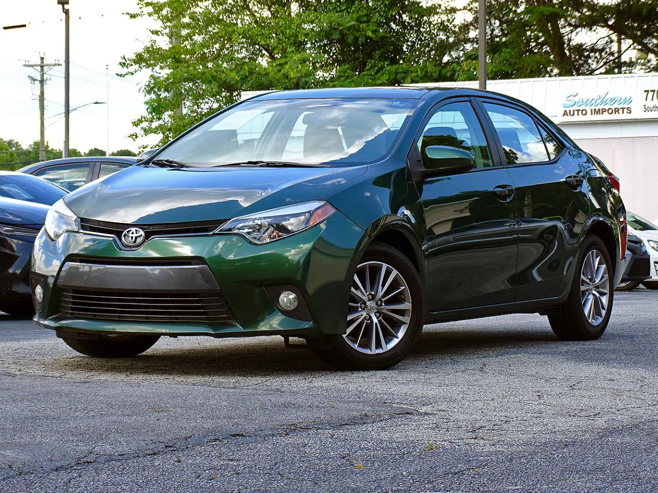 Toyota Corolla 4dr Sdn CVT LE Premium (Natl) 2015