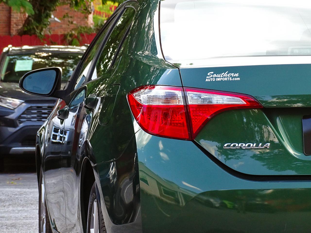 Toyota Corolla 4dr Sdn CVT LE Premium (Natl) 2015