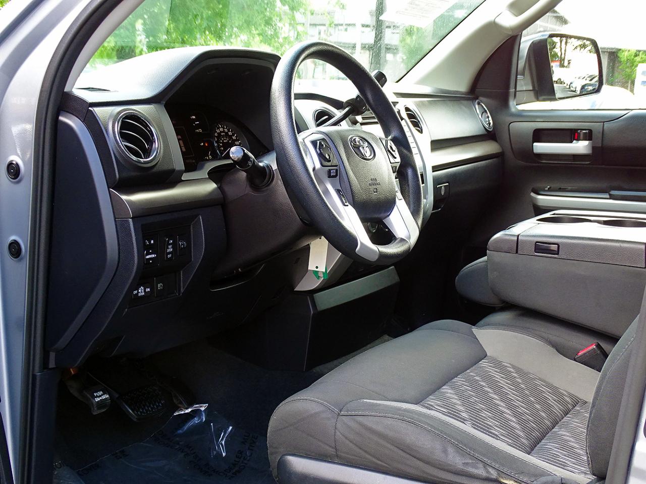 Toyota Tundra 4WD SR5 Double Cab 6.5' Bed 5.7L FFV (Natl) 2019