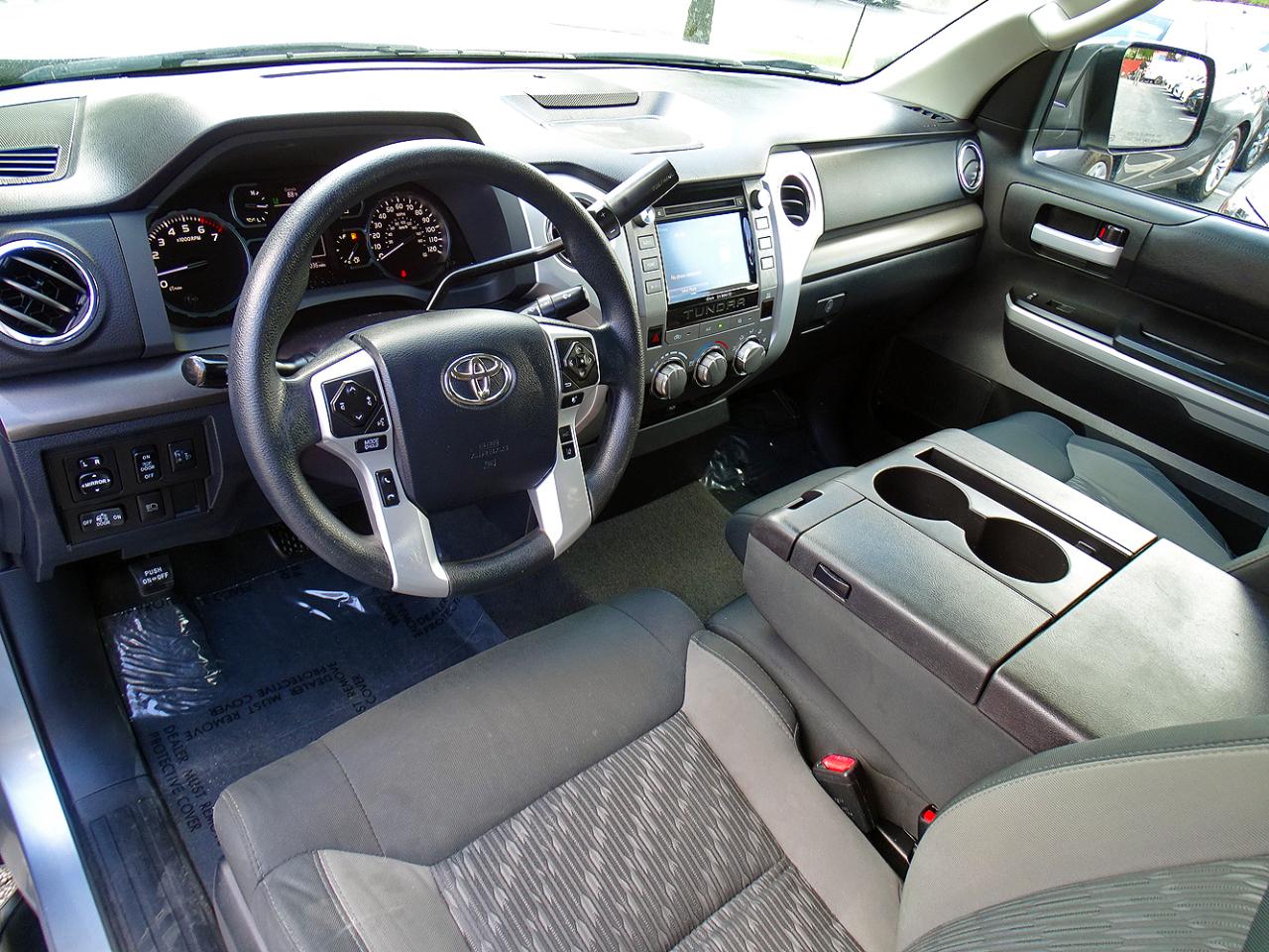 Toyota Tundra 4WD SR5 Double Cab 6.5' Bed 5.7L FFV (Natl) 2019
