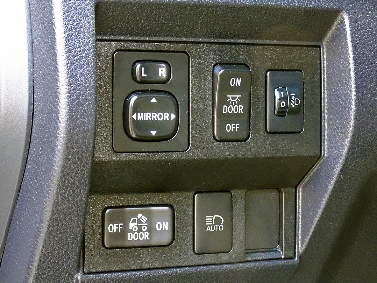 Toyota Tundra 4WD SR5 Double Cab 6.5' Bed 5.7L FFV (Natl) 2019