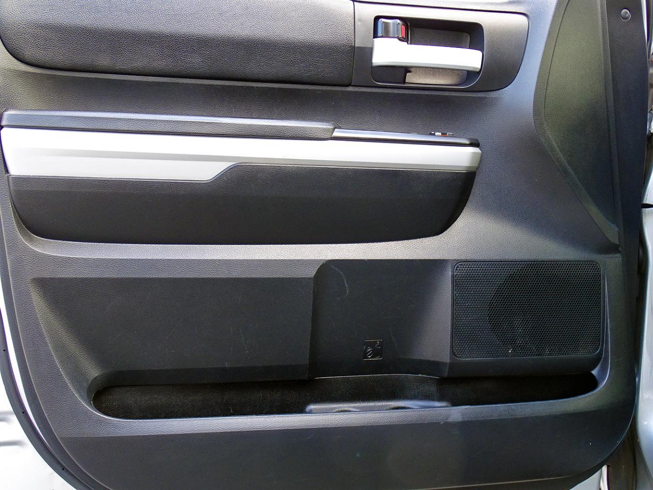 Toyota Tundra 4WD SR5 Double Cab 6.5' Bed 5.7L FFV (Natl) 2019