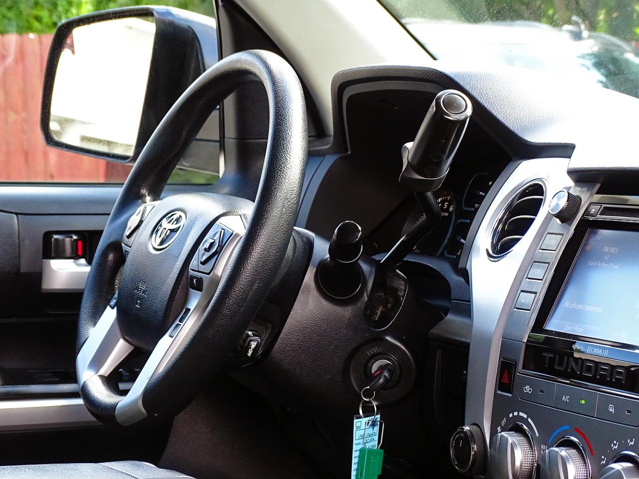 Toyota Tundra 4WD SR5 Double Cab 6.5' Bed 5.7L FFV (Natl) 2019