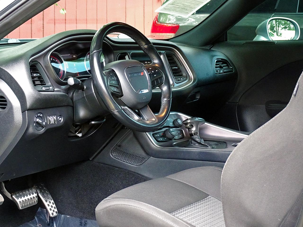 Dodge Challenger R/T RWD 2021