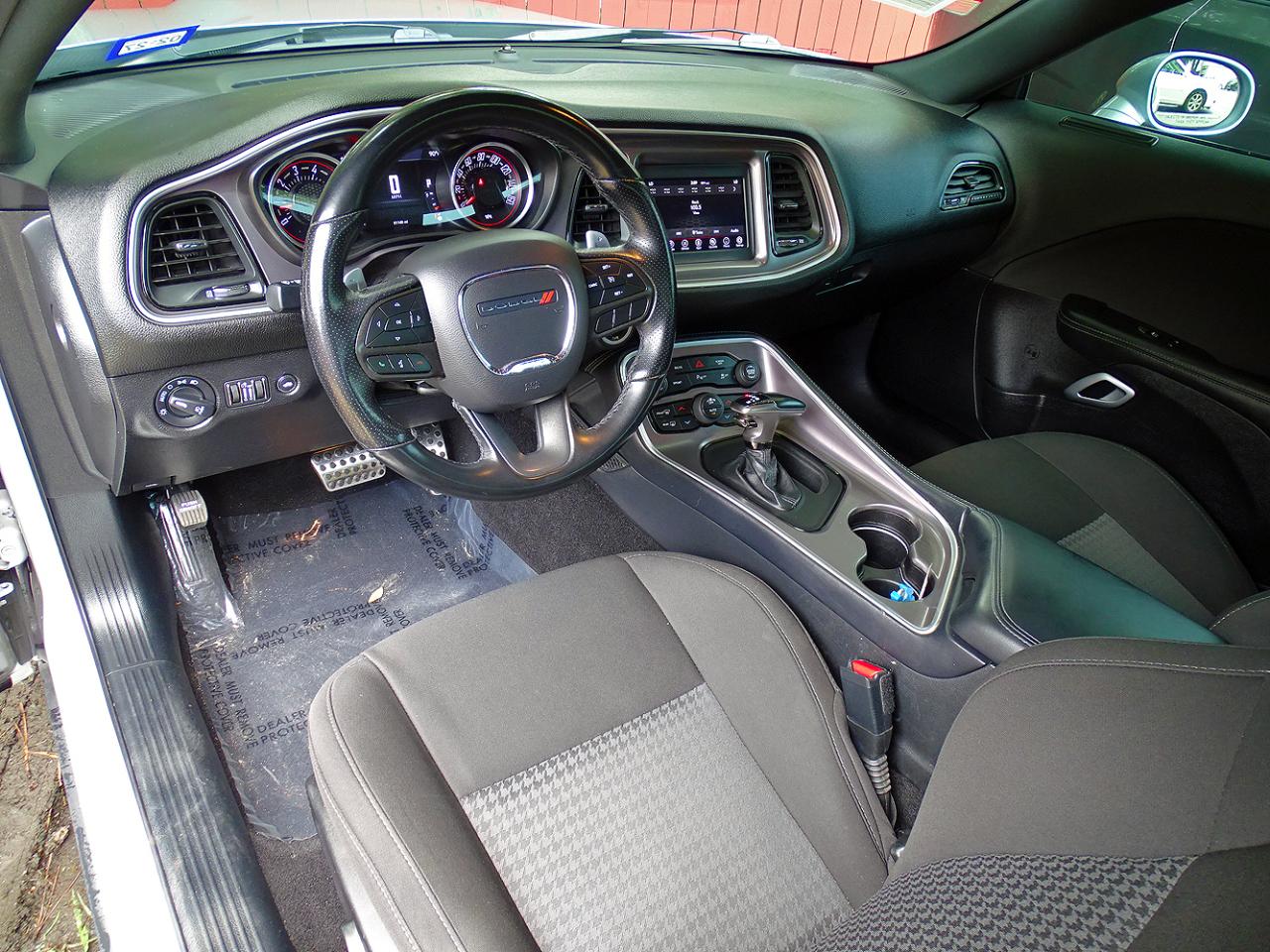 Dodge Challenger R/T RWD 2021