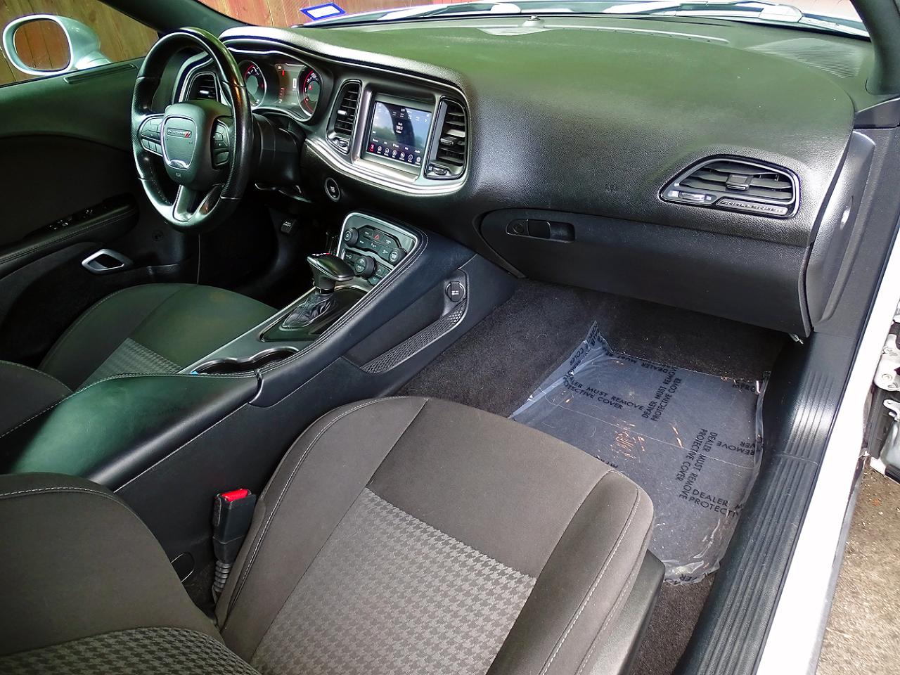 Dodge Challenger R/T RWD 2021