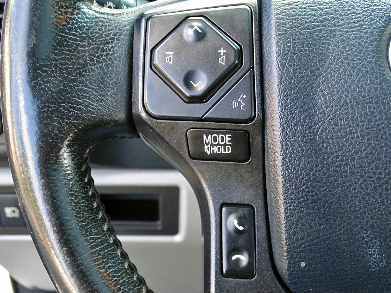 Toyota Sequoia photo 24