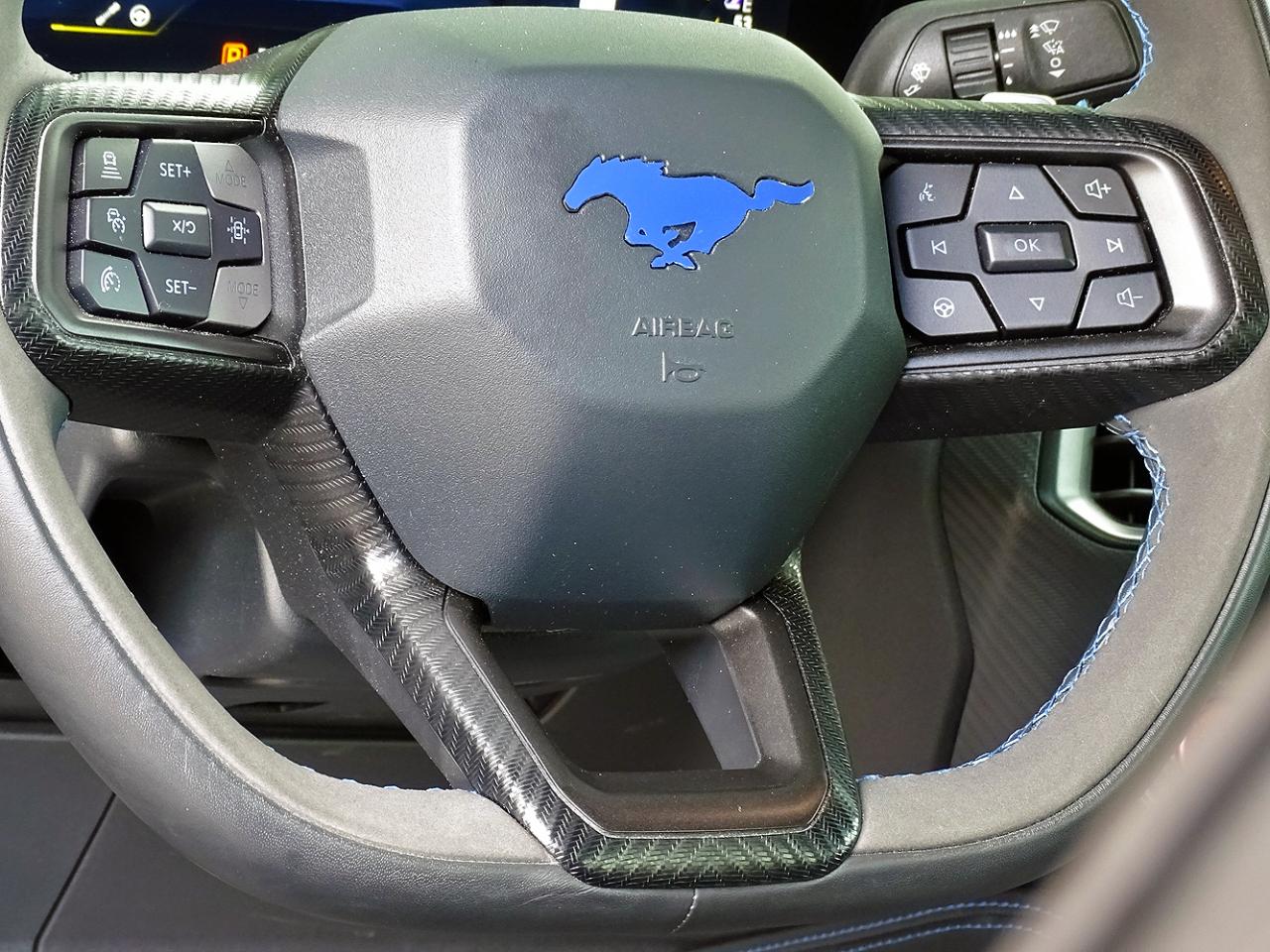 Ford Mustang Dark Horse Fastback 2024