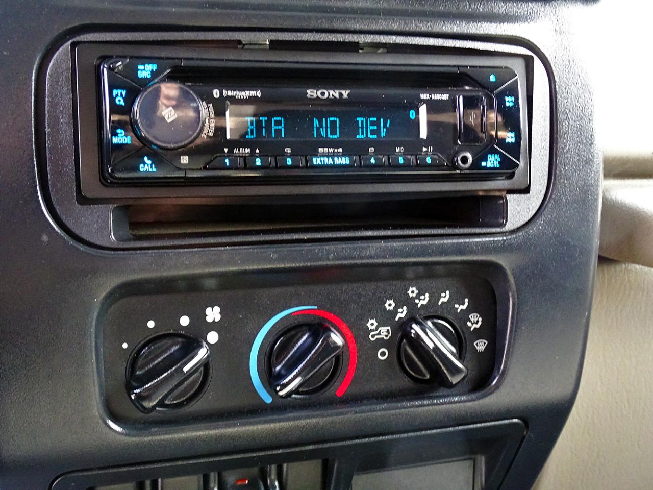 Jeep Wrangler 2dr Unlimited LWB 2005