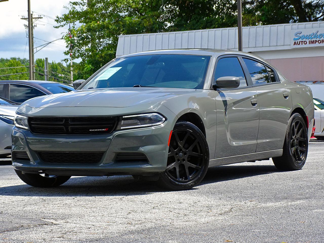 Dodge Charger SXT RWD 2019