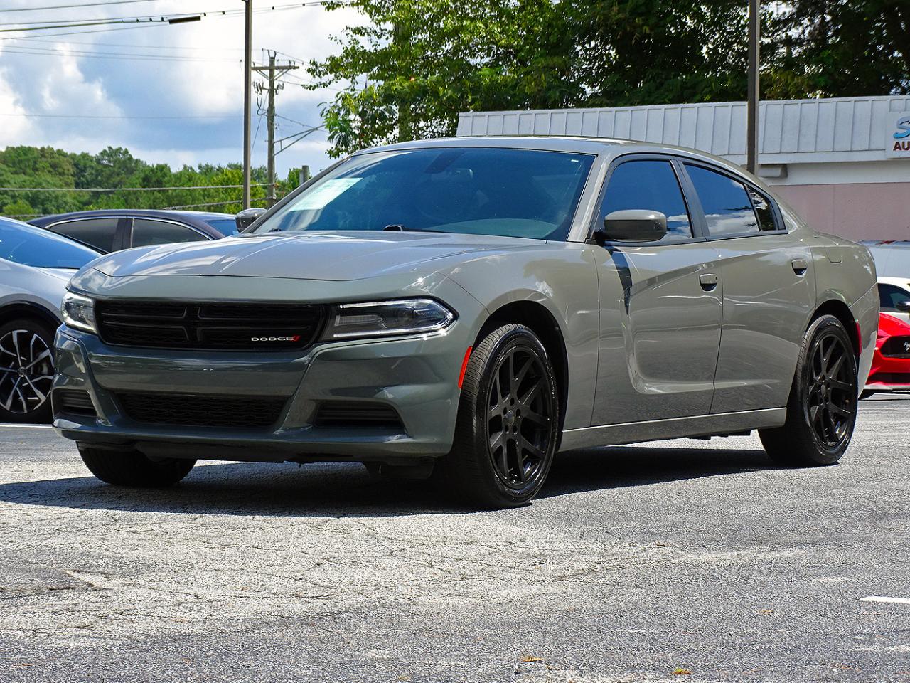 Dodge Charger SXT RWD 2019