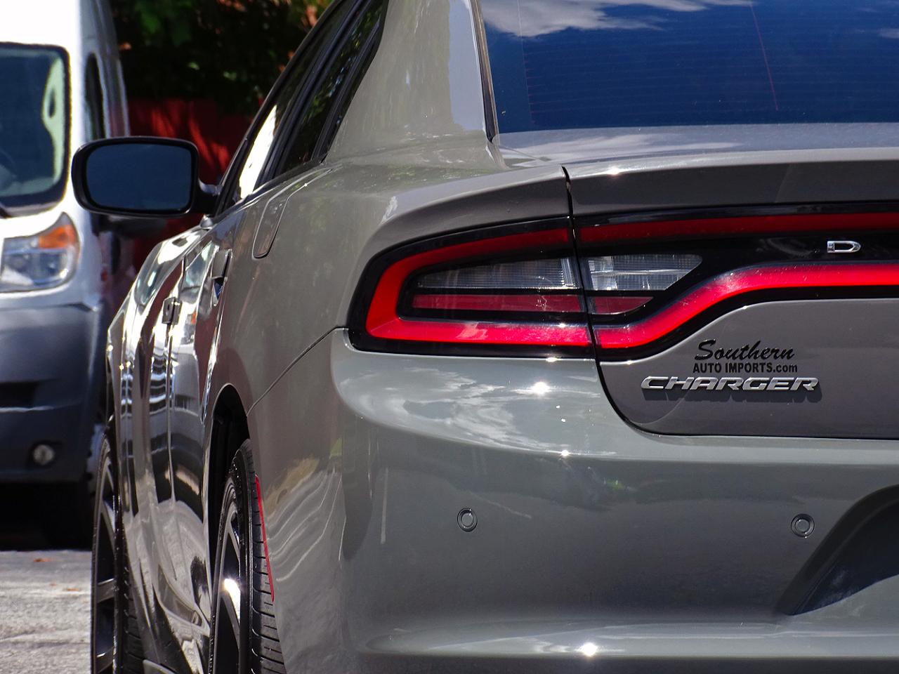 Dodge Charger SXT RWD 2019
