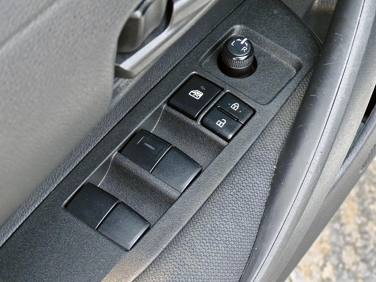 Toyota Corolla LE CVT (Natl) 2023