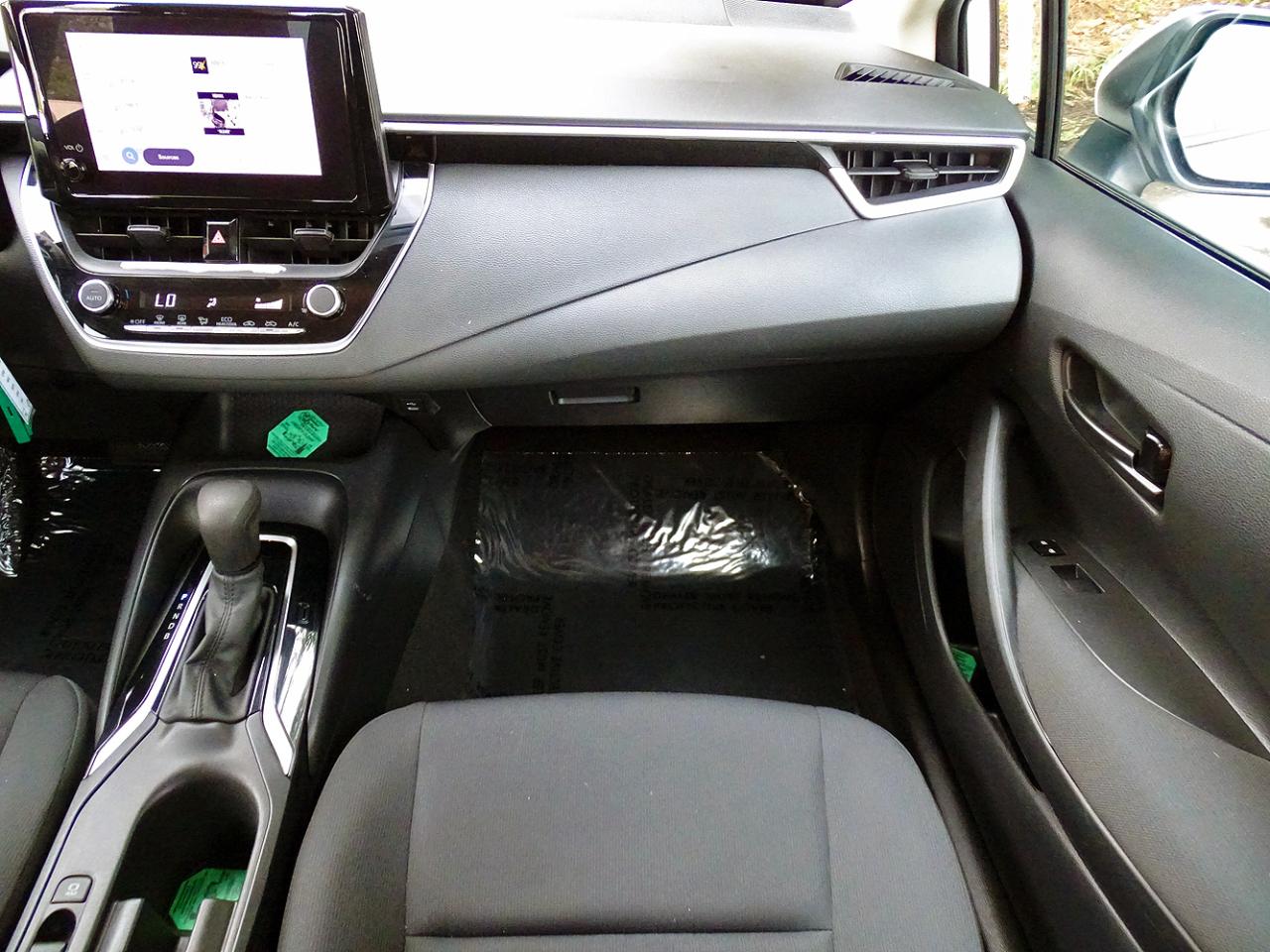 Toyota Corolla LE CVT (Natl) 2023