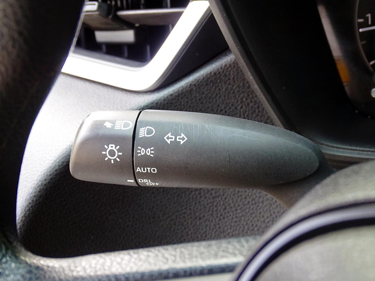Toyota Corolla LE CVT (Natl) 2023