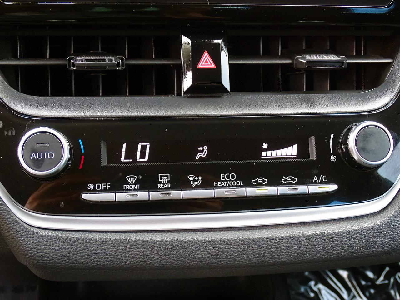 Toyota Corolla LE CVT (Natl) 2023