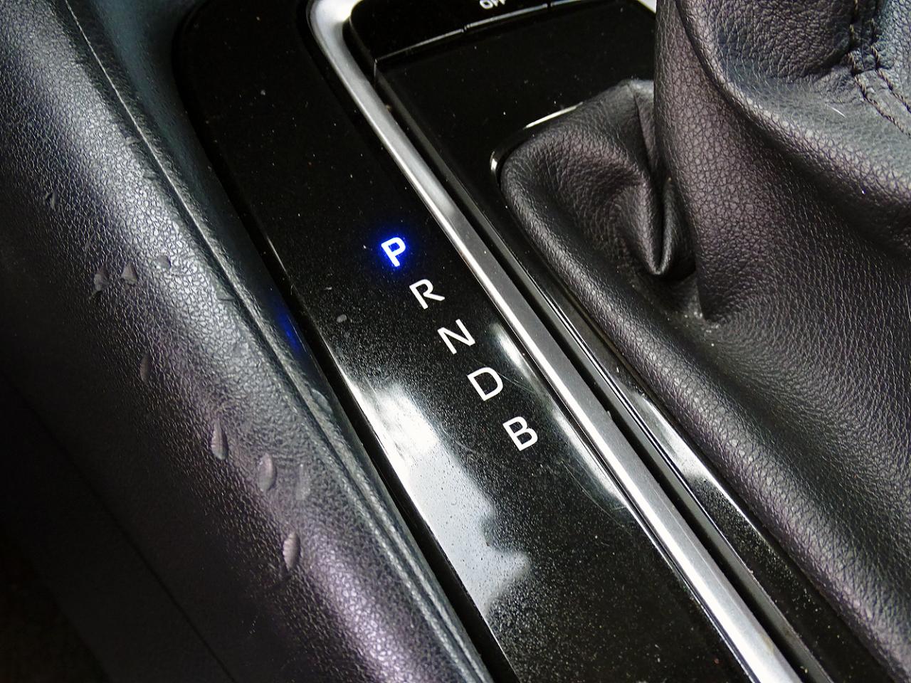 Toyota Corolla LE CVT (Natl) 2023