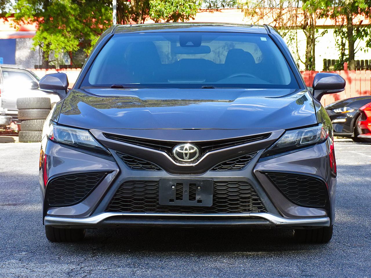 Toyota Camry SE Auto (Natl) 2022
