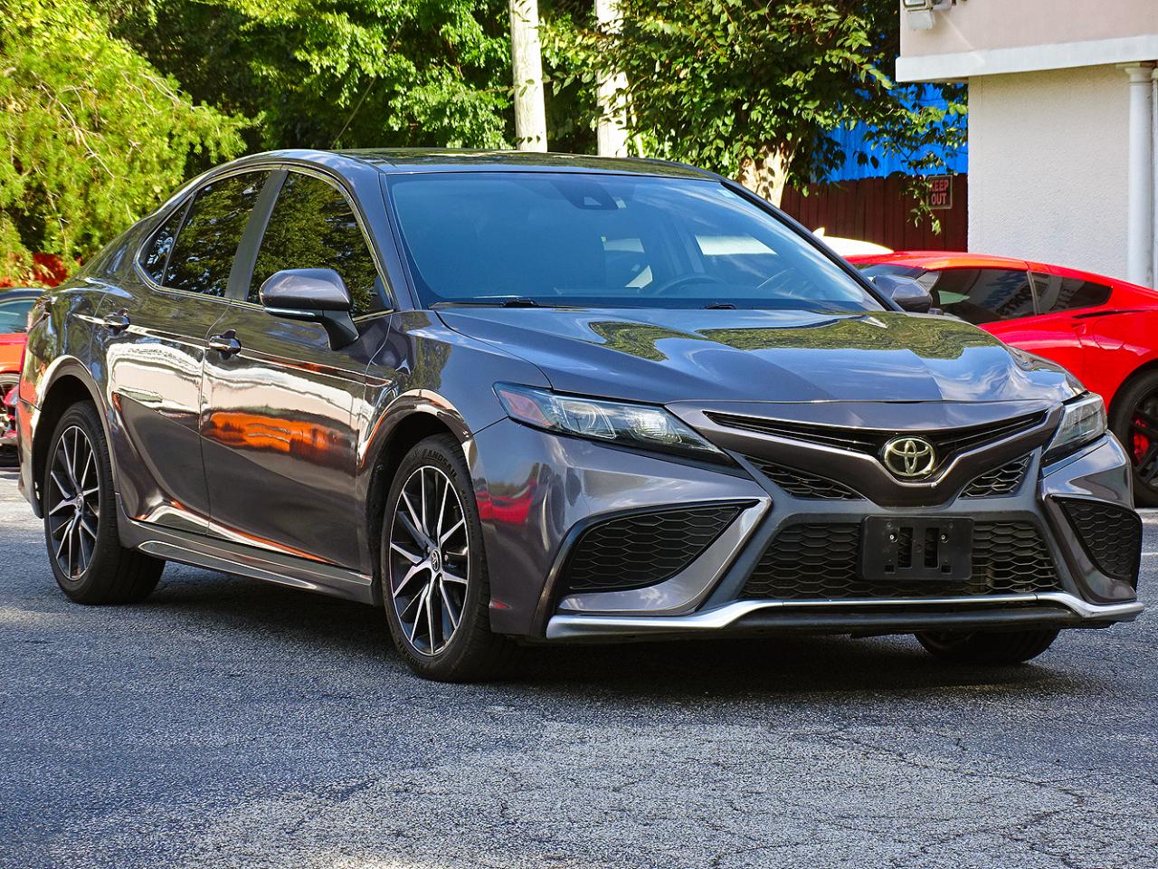 Toyota Camry SE Auto (Natl) 2022