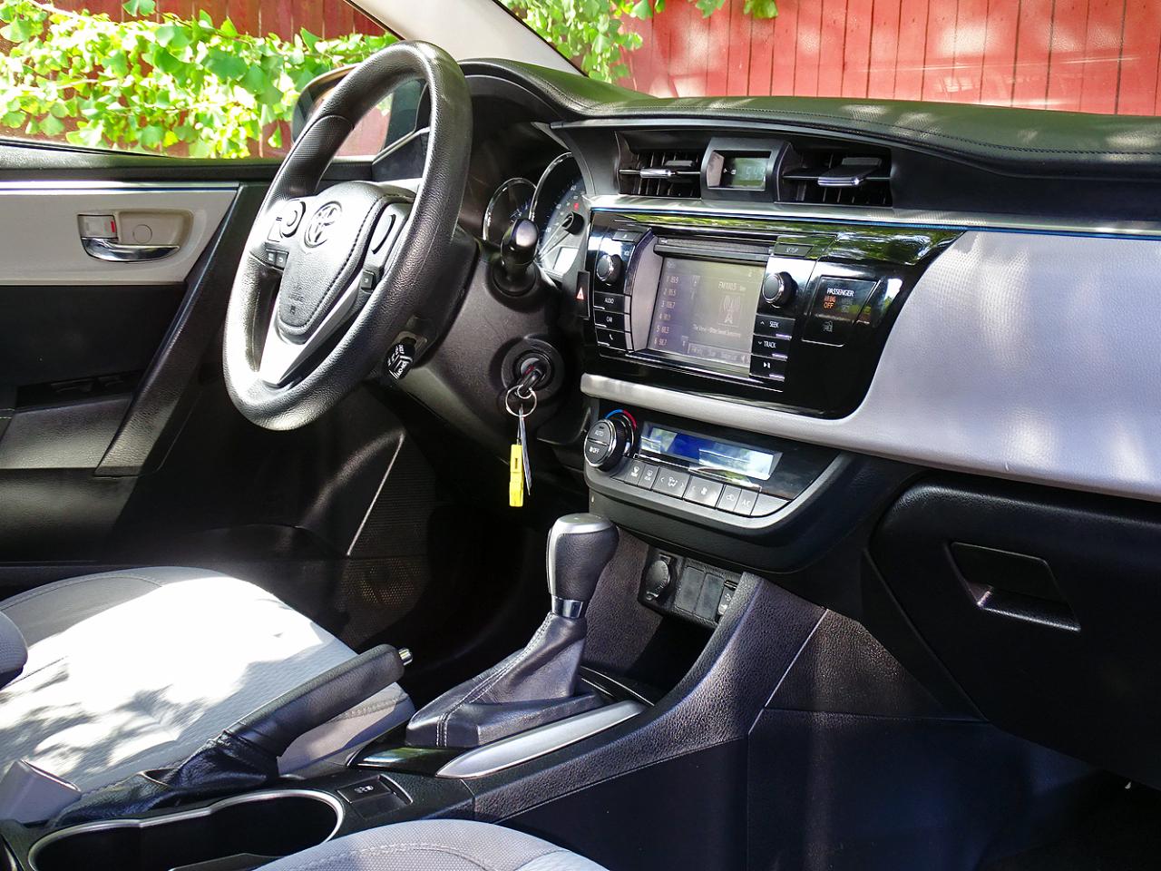 Toyota Corolla 4dr Sdn CVT S w/Special Edition Pkg (Natl) 2016