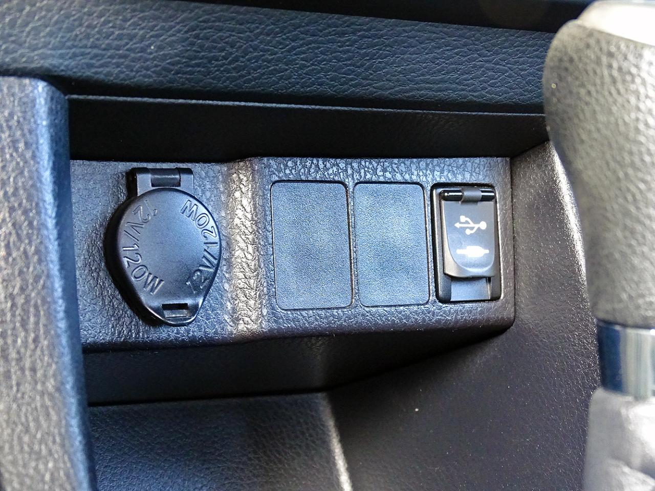 Toyota Corolla 4dr Sdn CVT S w/Special Edition Pkg (Natl) 2016