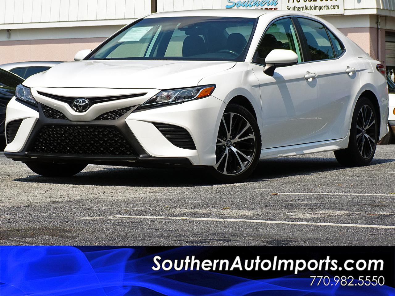 2020 Toyota Camry SE Auto (Natl)