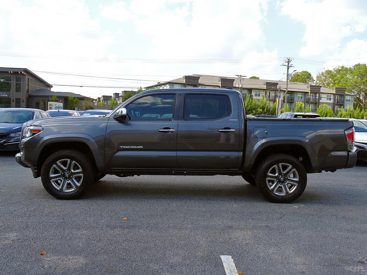 Toyota Tacoma 2WD Double Cab V6 AT Limited (Natl) 2016